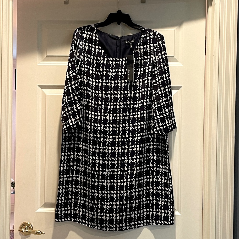 Daisy Fuentes houndstooth dress